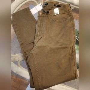 NWT Judy Blue 14W skinny fit pants in olive